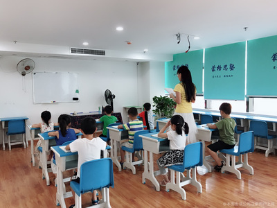 蒙格教育咨詢(xún) 點(diǎn)亮學(xué)習(xí)之路，成就未來(lái)可能